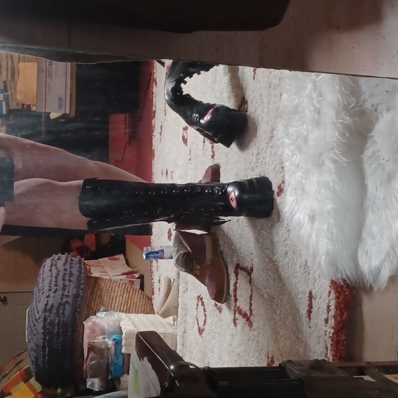 SUPER RARE-Size W11- Dolls Kill.X.Marilyn Manson-Knee High Platforms!! - Picture 17 of 17